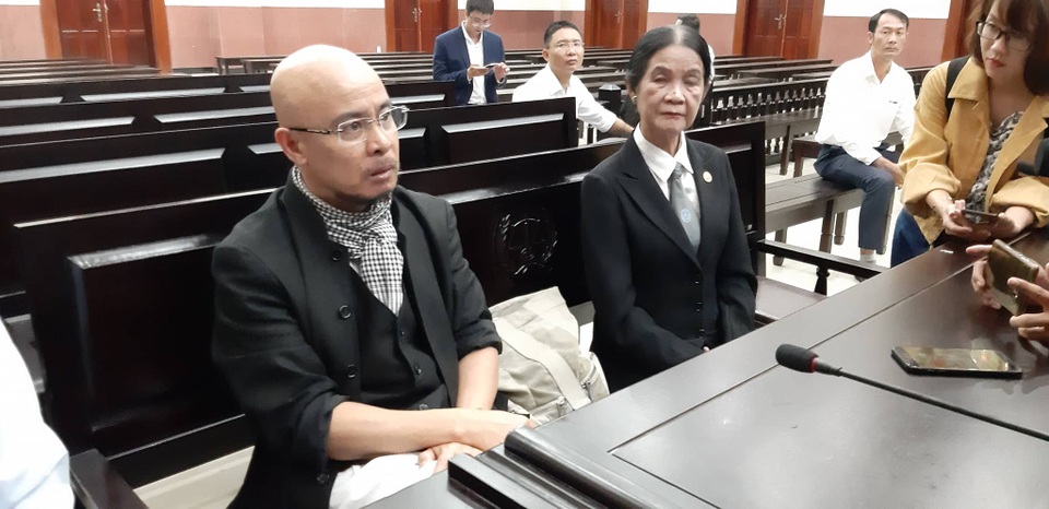 Ông Đặng Lê Nguyên Vũ chính thức tiếp quản toàn bộ cà phê Trung Nguyên - 3 Ông Đặng Lê Nguyên Vũ chính thức tiếp quản toàn bộ cà phê Trung Nguyên - 3