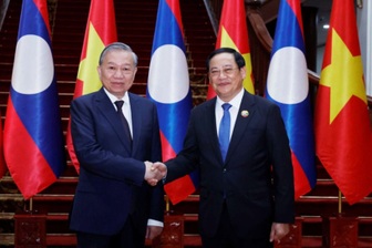 Tổng Bí thư Tô Lâm hội kiến Thủ tướng Lào Sonexay Siphandone