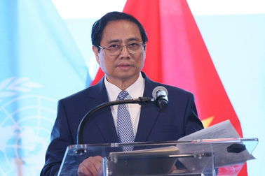 "Việt Nam đã đổi thay, phát triển phi thường"