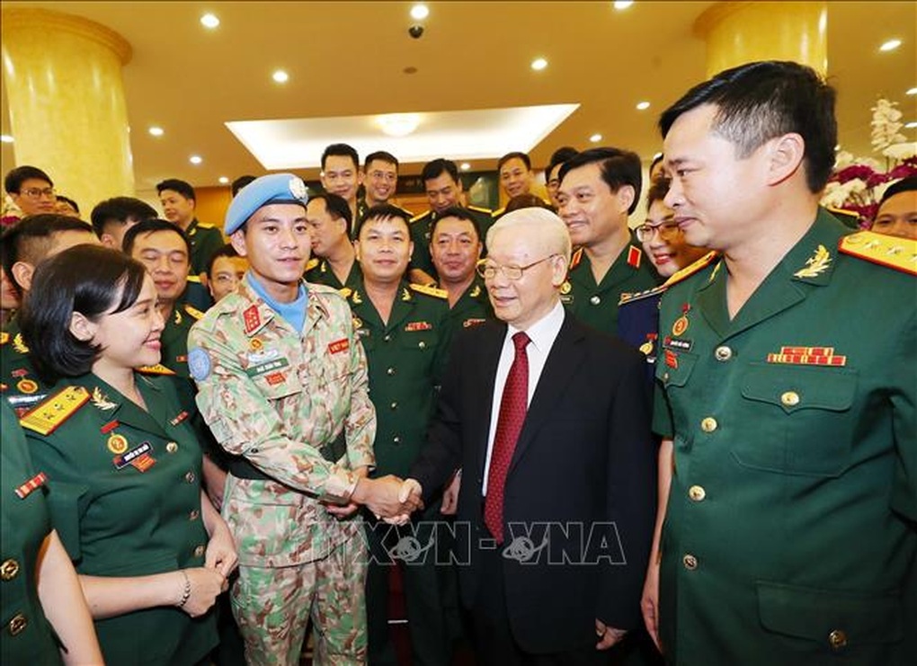 Tổng Bí thư: Tuổi trẻ toàn quân phát huy truyền thống QĐND Việt Nam - 1 Tổng Bí thư: Tuổi trẻ toàn quân phát huy truyền thống QĐND Việt Nam - 1