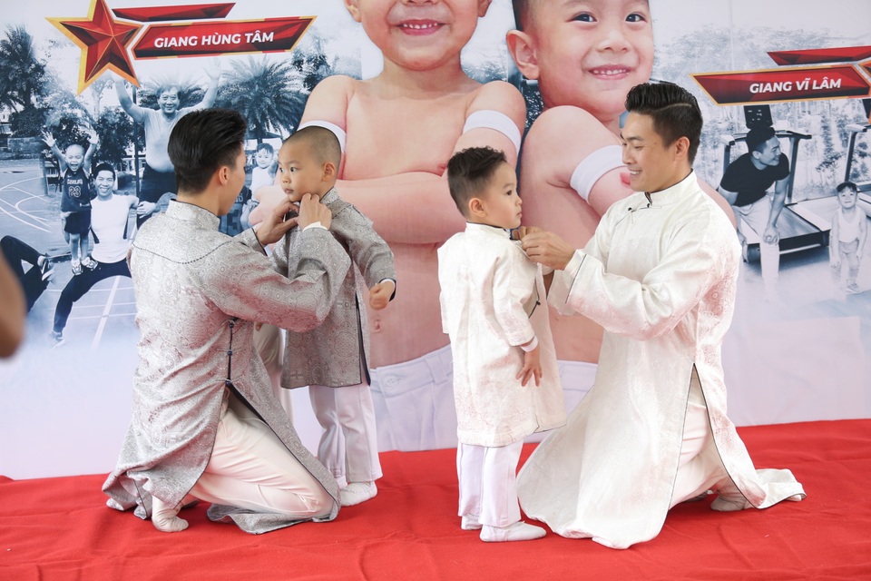 Con trai 3 tuổi của Quốc Cơ, Quốc Nghiệp lập kỷ lục Guinness - 6