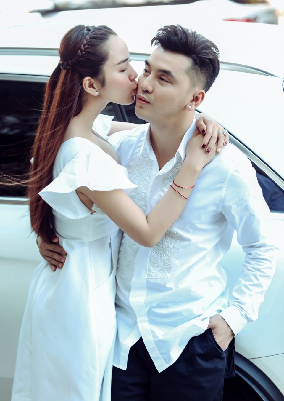 Vợ chồng Ưng Hoàng Phúc chia sẻ cách “giữ lửa” của tình yêu - 5 Vợ chồng Ưng Hoàng Phúc chia sẻ cách “giữ lửa” của tình yêu - 5
