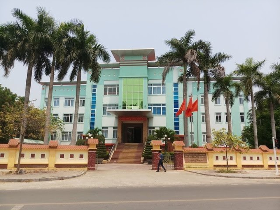 Cựu Đại tá quân đội bị khởi tố vì lừa đảo chiếm đoạt tài sản - 1 Cựu Đại tá quân đội bị khởi tố vì lừa đảo chiếm đoạt tài sản - 1
