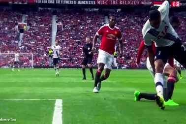 Màn trình diễn của Smalling ở mùa này