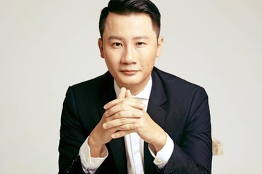 Ca sĩ Hoàng Bách gửi tâm thư an ủi HLV Hữu Thắng