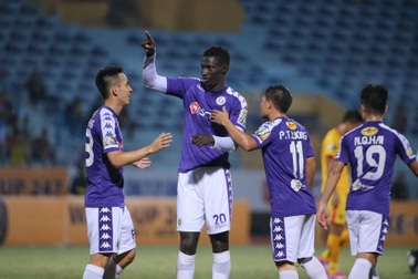 Quang Hải vượt qua nỗi đau để xin thi đấu trận gặp CLB Thanh Hoá