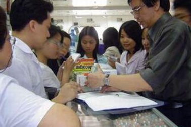 Hơn 8.400 thuốc nhập khẩu kê khai giá chưa hợp lý