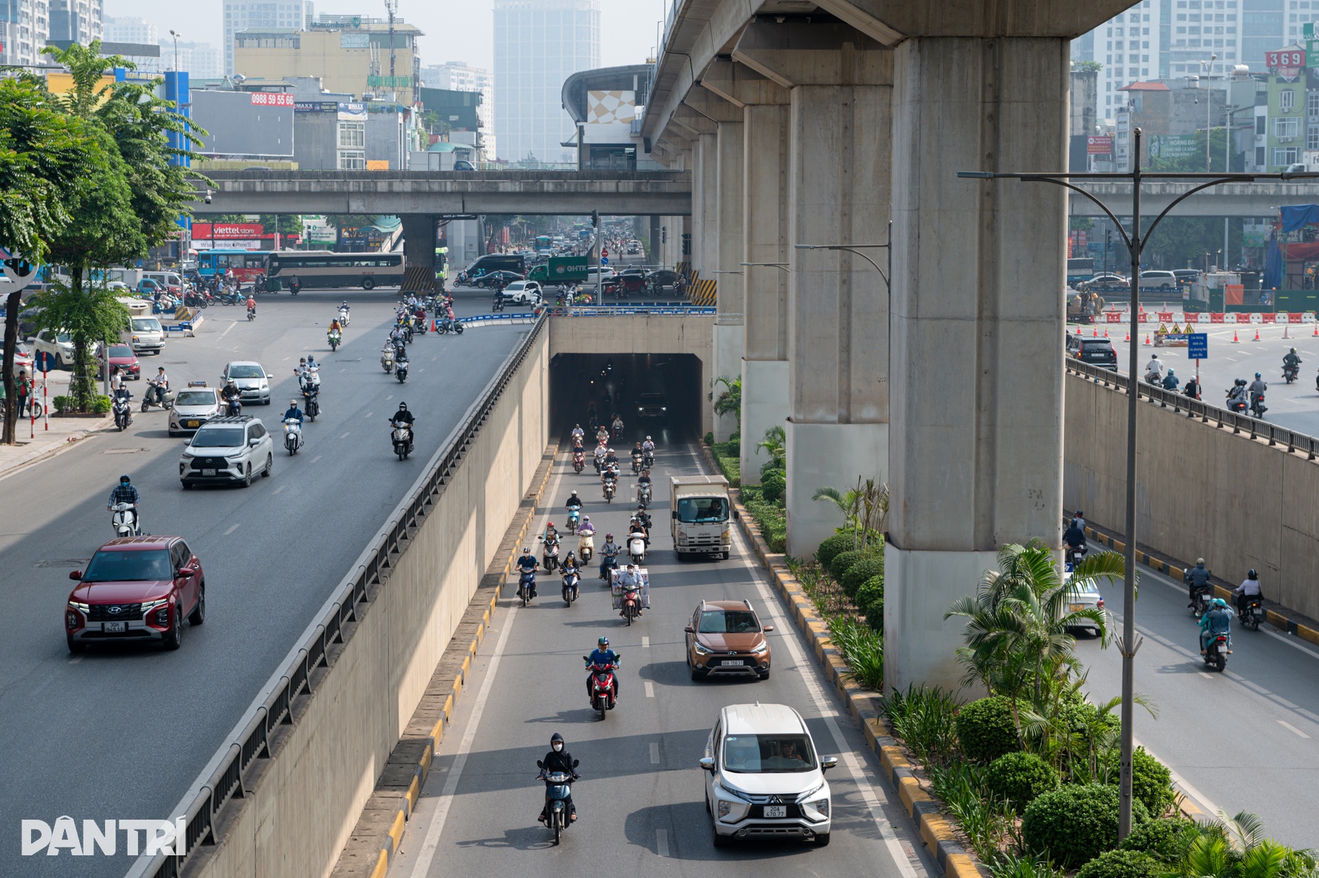 Hiện trạng nút giao dự kiến xây dựng hầm chui thứ 6 tại Hà Nội - 12