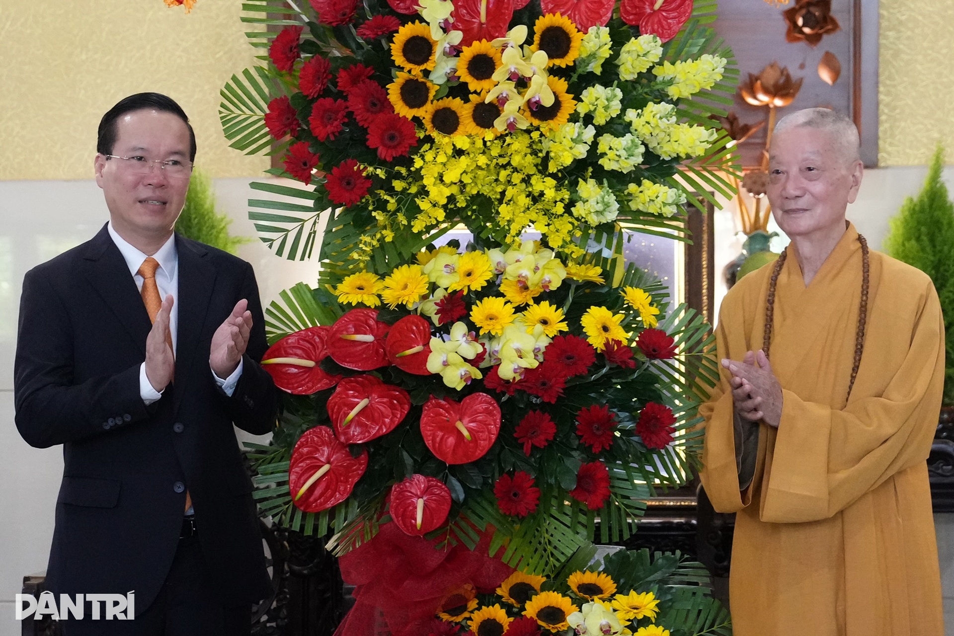 Chủ tịch nước: Tinh thần hộ quốc an dân của Phật Giáo ngày càng sáng ngời - 5 Chủ tịch nước: Tinh thần hộ quốc an dân của Phật Giáo ngày càng sáng ngời - 5