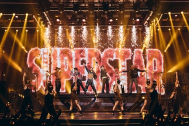 Hé lộ cách Techcombank chiều khách