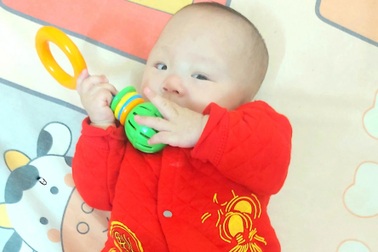 Bé sơ sinh nhỏ nhất Việt Nam đón Tết đầu tiên, từ 400gram lên gần 5kg