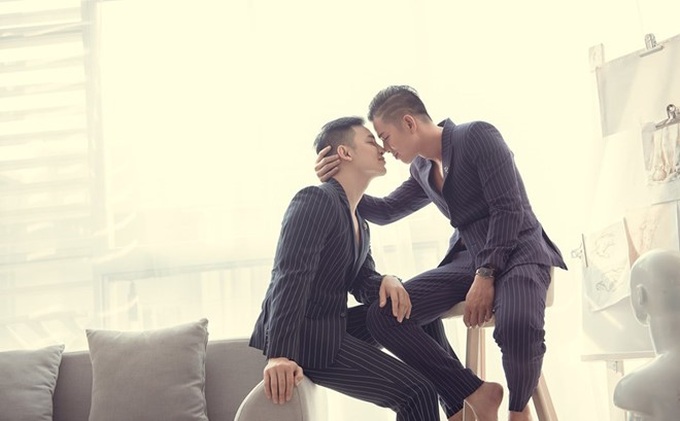 Chàng LGBT vừa qua đời và nửa kia từng gây ấn tượng ở &quot;Người ấy là ai&quot; - Ảnh 7.