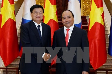 Đề nghị Chính phủ Lào ưu tiên cho lao động Việt Nam