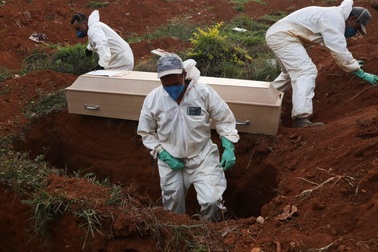 WHO: 2 triệu người có thể chết vì Covid-19 trước khi vắc xin phổ biến