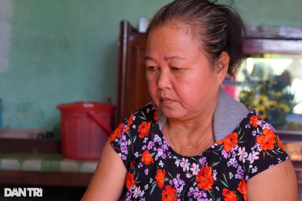 Chồng nằm liệt giường 10 năm, vợ vét cạn tài sản cứu chữa - 5 Chồng nằm liệt giường 10 năm, vợ vét cạn tài sản cứu chữa - 5