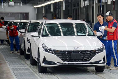 Chưa bao giờ người Việt mua ô tô nhiều như năm 2022