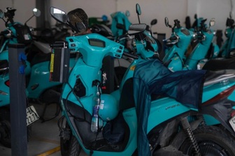 Lại thêm một chung cư ở Hà Nội cấm người dân gửi xe điện