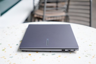 Asus ExpertBook P3 trong mắt dân văn phòng: Có đủ thuyết phục? - 5 Asus ExpertBook P3 trong mắt dân văn phòng: Có đủ thuyết phục? - 5