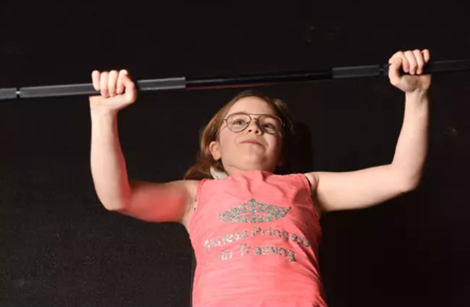 Bé gái 10 tuổi trên con đường làm bà chủ phòng gym - 2