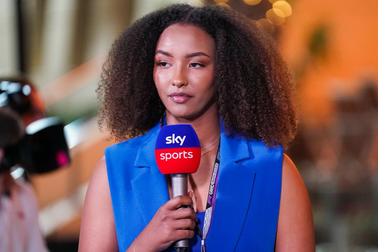 Naomi Schiff: Ngôi sao xinh đẹp thắp sáng đường đua F1