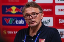 HLV Troussier: "Công Phượng ghi bàn, nhưng không hoạt động cường độ cao"