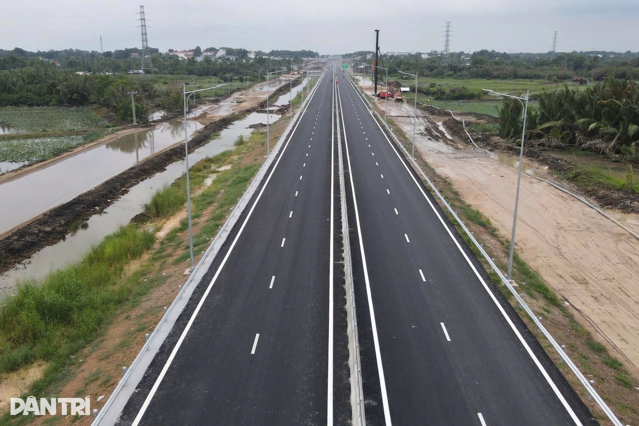 Hiện trạng tiến độ các tuyến đường kết nối sân bay Long Thành - 8
