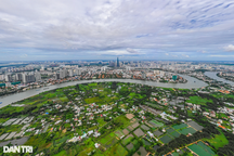 Cảnh sống khó tin của người dân ở "ốc đảo" giữa lòng đô thị TPHCM