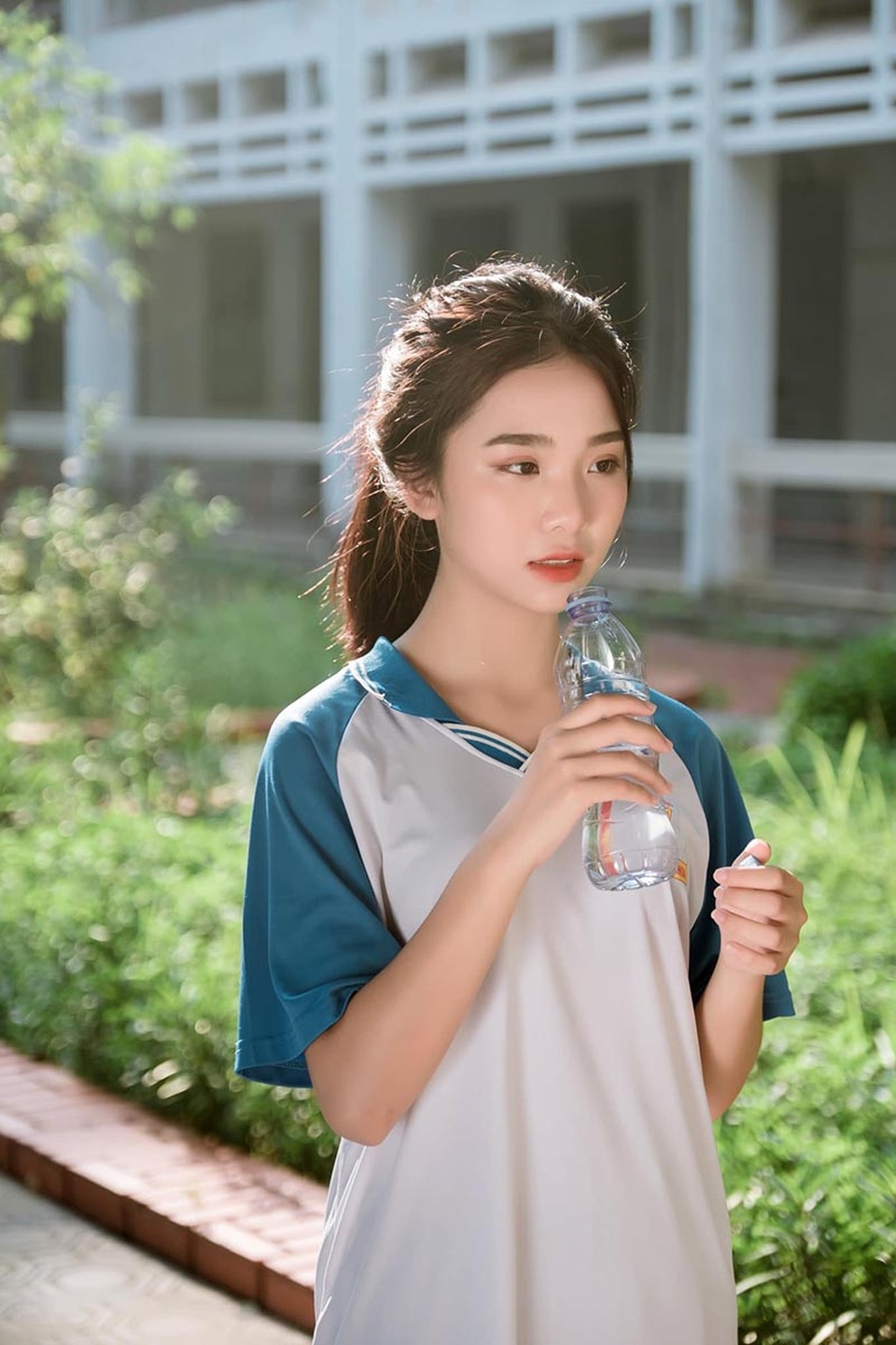 Nữ sinh trường Nghệ thuật sở hữu khí chất tự nhiên hút hồn - 2 Nữ sinh trường Nghệ thuật sở hữu khí chất tự nhiên hút hồn - 2