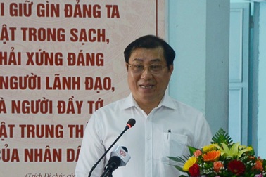 Chủ tịch Đà Nẵng: “Kể cả tôi còn bị đe dọa huống chi bà con”