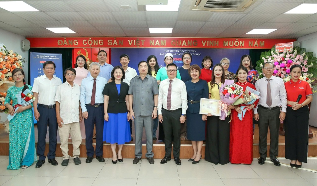 Gia đình học tập: Cuộc thi tôn vinh tinh thần hiếu học trong gia đình - 2 Gia đình học tập: Cuộc thi tôn vinh tinh thần hiếu học trong gia đình - 2