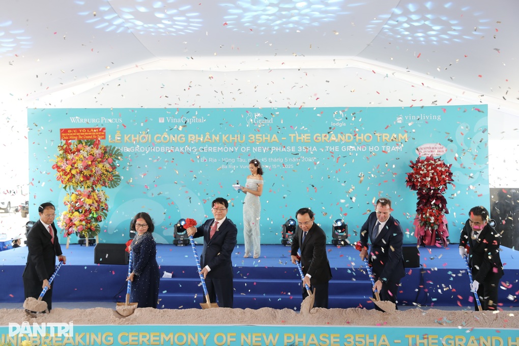 Lãnh đạo TPHCM, Bình Dương, Bà Rịa - Vũng Tàu dự khởi công dự án 1 tỷ USD - 2 Lãnh đạo TPHCM, Bình Dương, Bà Rịa - Vũng Tàu dự khởi công dự án 1 tỷ USD - 2