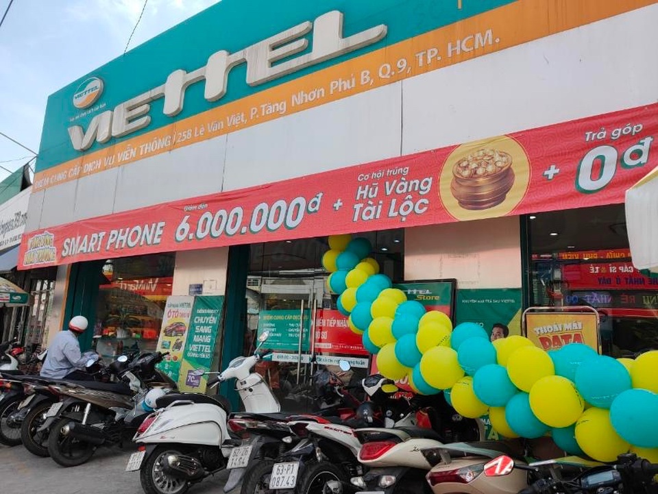 Viettel Store giảm giá smartphone tới 6 triệu đồng nhân dịp khai trương các siêu thị mới tại TP.HCM - 1 Viettel Store giảm giá smartphone tới 6 triệu đồng nhân dịp khai trương các siêu thị mới tại TP.HCM - 1