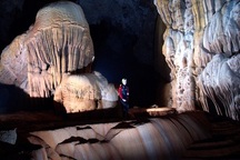 Vì sao du khách phải “xếp hàng” đến 2016 để khám phá Sơn Đoòng?