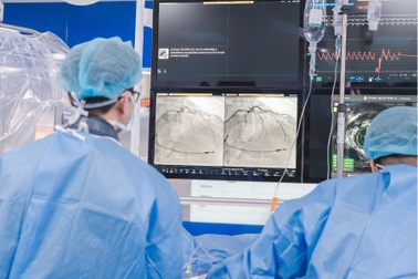 Đặt máy tạo nhịp tim cứu người đàn ông thoát nguy cơ đột tử