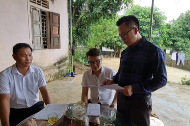 Bạn đọc Dân trí “tiếp sức” cùng nữ sinh nghèo dân tộc Thổ