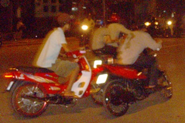 Bi kịch teen tìm cảm giác mạnh từ "bão đêm" 