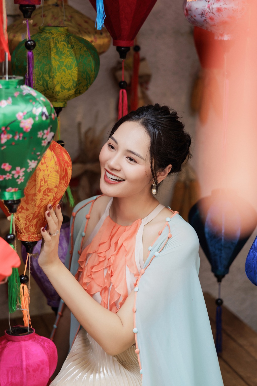 Hoa hậu Hương Giang khoe ảnh chồng con, nhan sắc 2 công chúa gây chú ý - 7 Hoa hậu Hương Giang khoe ảnh chồng con, nhan sắc 2 công chúa gây chú ý - 7