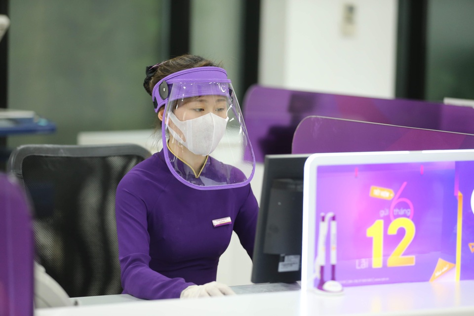 Nhiều doanh nghiệp đang được nhận sự hỗ trợ kịp thời từ ngân hàng - 1 Nhiều doanh nghiệp đang được nhận sự hỗ trợ kịp thời từ ngân hàng - 1