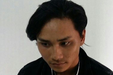 Bắt các đối tượng vô cớ đốt xe, đánh người