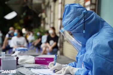 Bệnh viện Việt Đức phát hiện thêm 17 F0