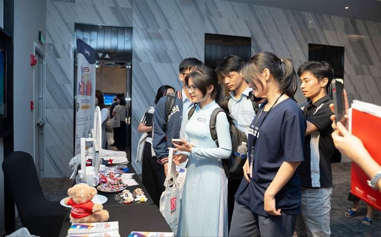 ឱកាសជួបសាលាអន្តរជាតិជាង ៥០ នៅឯពិព័រណ៍ការសិក្សានៅបរទេសរដូវស្លឹកឈើជ្រុះឆ្នាំ 2024 - 5 Cơ hội gặp gỡ hơn 50 trường quốc tế tại triển lãm du học mùa thu 2024 - 5