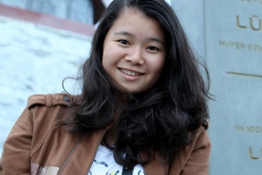 Lộ điểm thi ngất ngưởng, Huyền “chip” gây bất ngờ dân mạng 