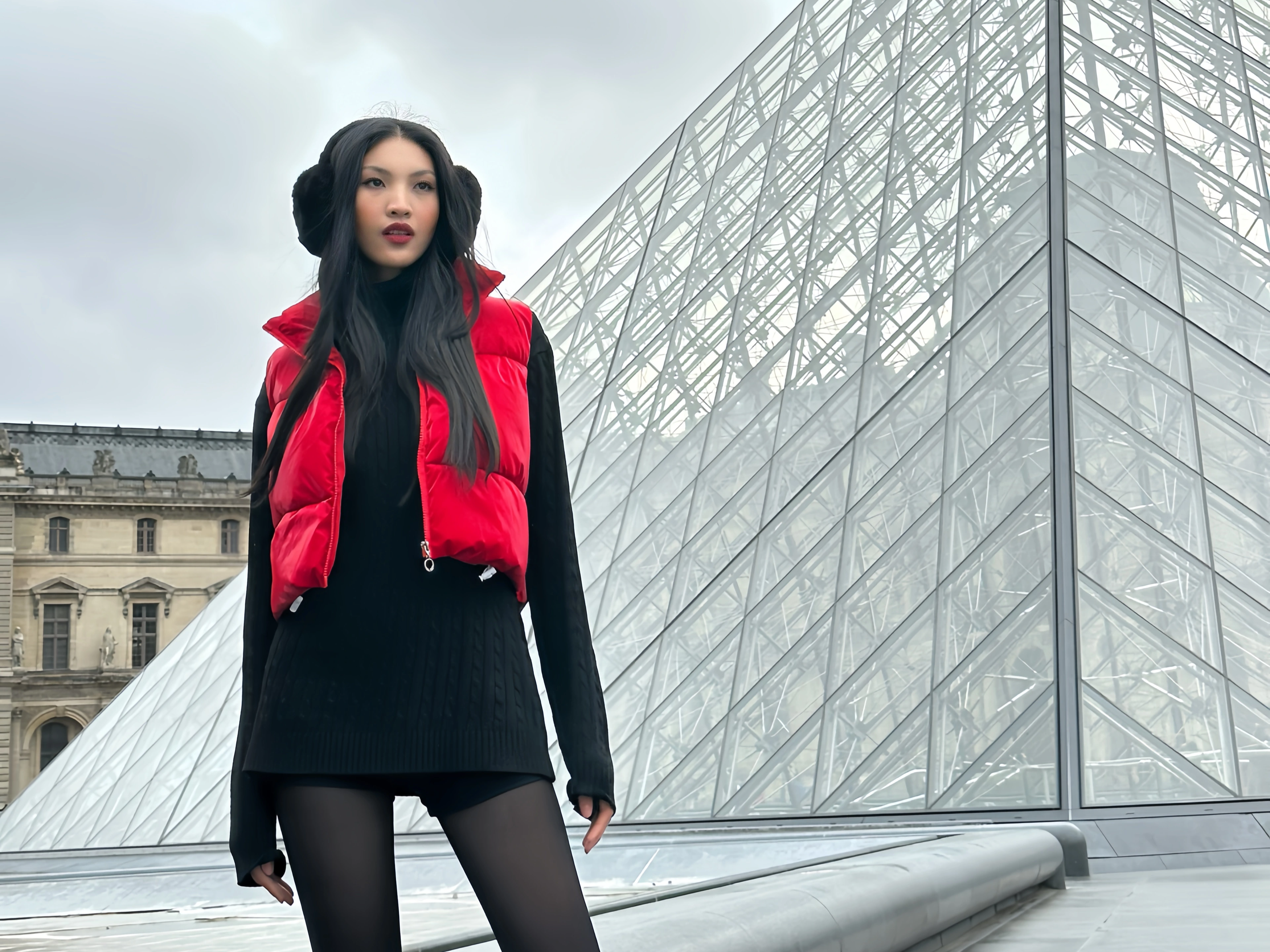 Šampionka soutěže The Face Vietnam, Tu Anh, se zúčastnila konkurzu ve Francii - 1 Quán quân The Face Vietnam Tú Anh tham gia buổi tuyển chọn người mẫu ở Pháp - 1