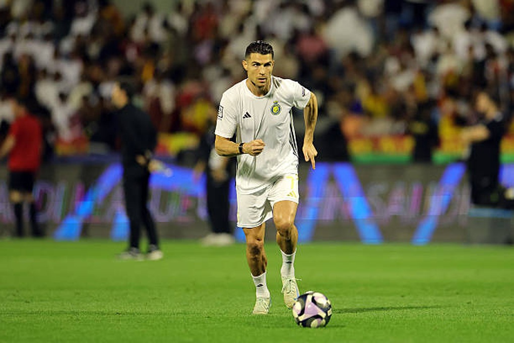 Ronaldo gây thất vọng, Al Nassr hụt hơi ở cuộc đua vô địch - 2 Ronaldo gây thất vọng, Al Nassr hụt hơi ở cuộc đua vô địch - 2