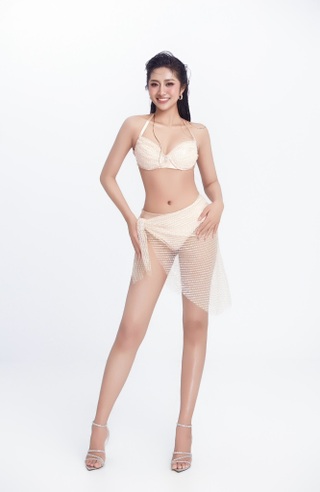Tân Hoa hậu Việt Nam sở hữu vẻ đẹp sắc sảo, gợi cảm - 11