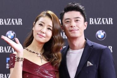 Lâm Tâm Như thừa nhận "cưới chạy bầu", không biết chồng có bao nhiêu tiền