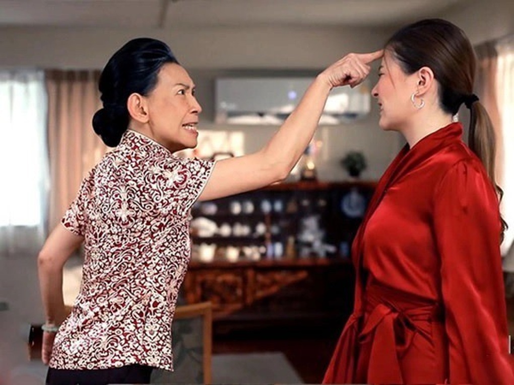 Ôm con về ngoại nghỉ lễ, tôi bị mẹ ruột đuổi đi vì một chuyện lúc 7h sáng - 1