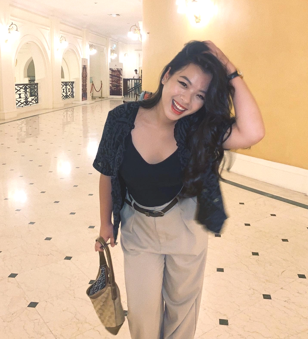 Con gái NSƯT Chiều Xuân trông xinh đẹp, trưởng thành ở tuổi 19 - 6 Con gái NSƯT Chiều Xuân trông xinh đẹp, trưởng thành ở tuổi 19 - 6