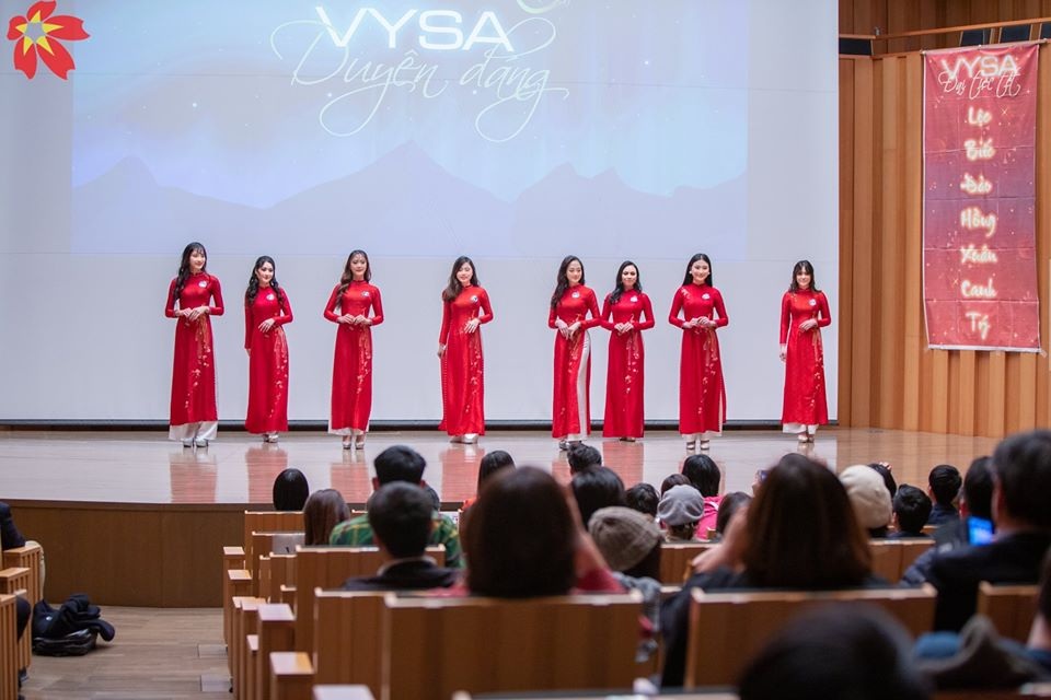 “Đại tiệc Tết xa nhà” và tìm kiếm Hoa khôi tài sắc của du học sinh Việt tại Nhật - 6 “Đại tiệc Tết xa nhà” và tìm kiếm Hoa khôi tài sắc của du học sinh Việt tại Nhật - 6
