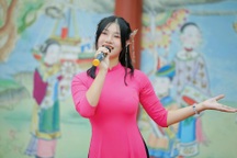 Nữ sinh chuyên ngữ đạt kỳ tích cuộc thi tiếng Trung lớn nhất thế giới